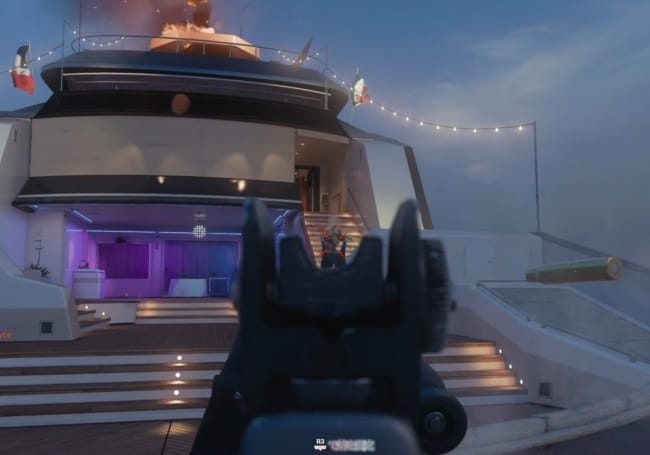 COD BO6のFENG 82で戦闘